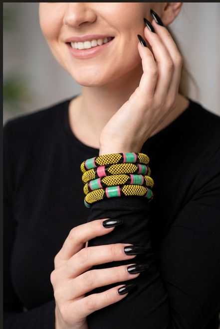 Ensemble de 5 bracelets en lanières tressées – Résilience & élégance ✨