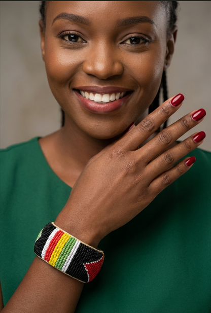 Bracelet manchette en perles multicolore – Élégance artisanale ✨
