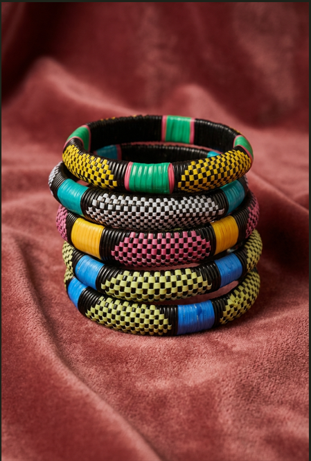 Ensemble de 5 bracelets en lanières tressées – Symbole de résilience ✨