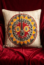 Batik Artisanal "Masque africain Soleil Orange rouge " - Housse Fait Main -