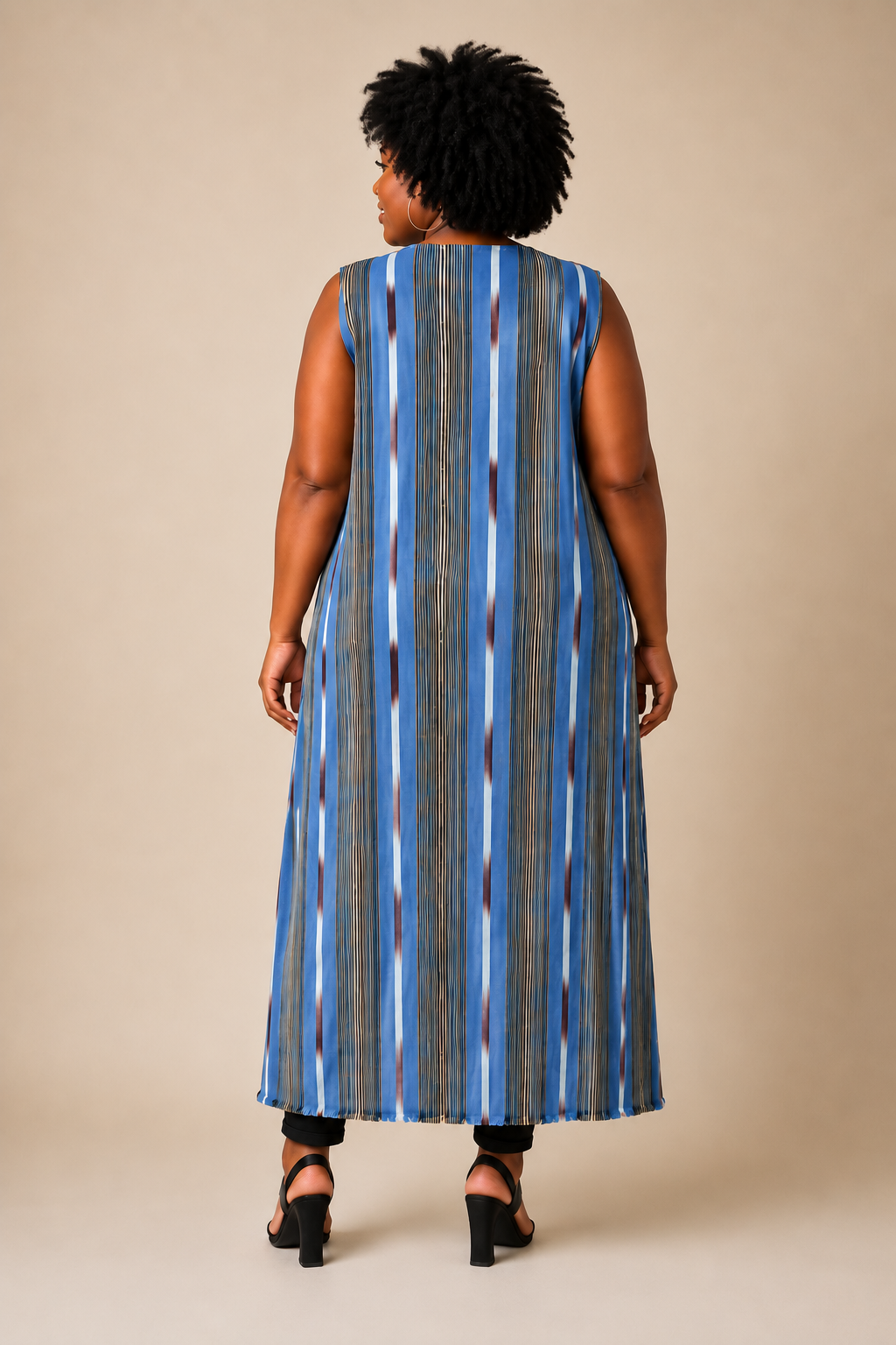 Gilet long bleu sans manches en Faso Dan Fani | Sol'Anna