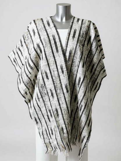 Poncho blanc en Faso Dan Fani