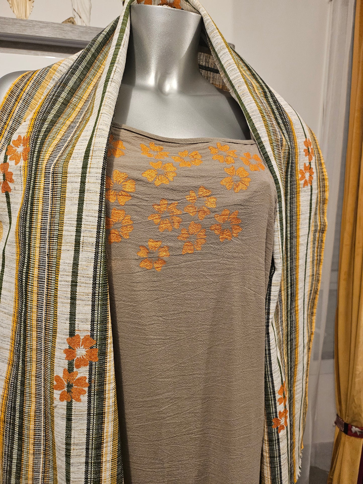 Ensemble robe et écharpe en Faso Dan Fani